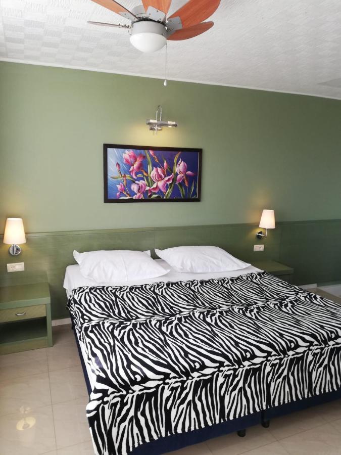 Apartmani Mistral Makarska Room photo